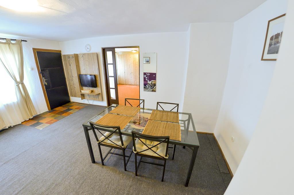 Apartment Gabriel Сибиу Екстериор снимка